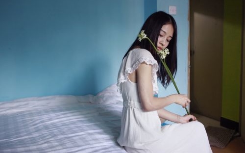案例分析:社交网络与危机干预