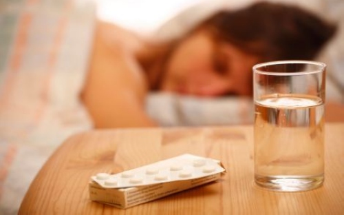 心理学堂:吃安眠药会影响智力吗?