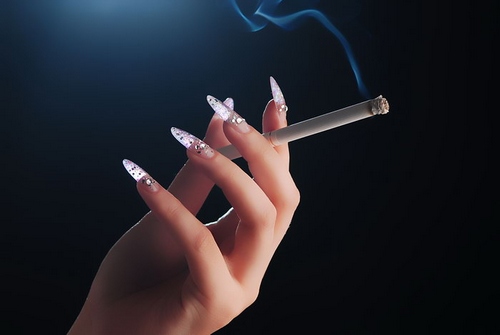 心理学堂:吸烟与抑郁症之间的关系