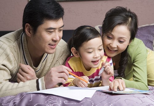 心理学堂:如何培养健康幸福的孩子?