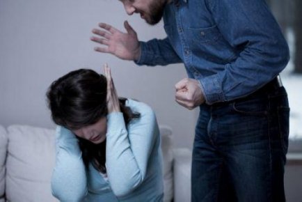 心理咨询师:家暴的人怎么治疗更有效？